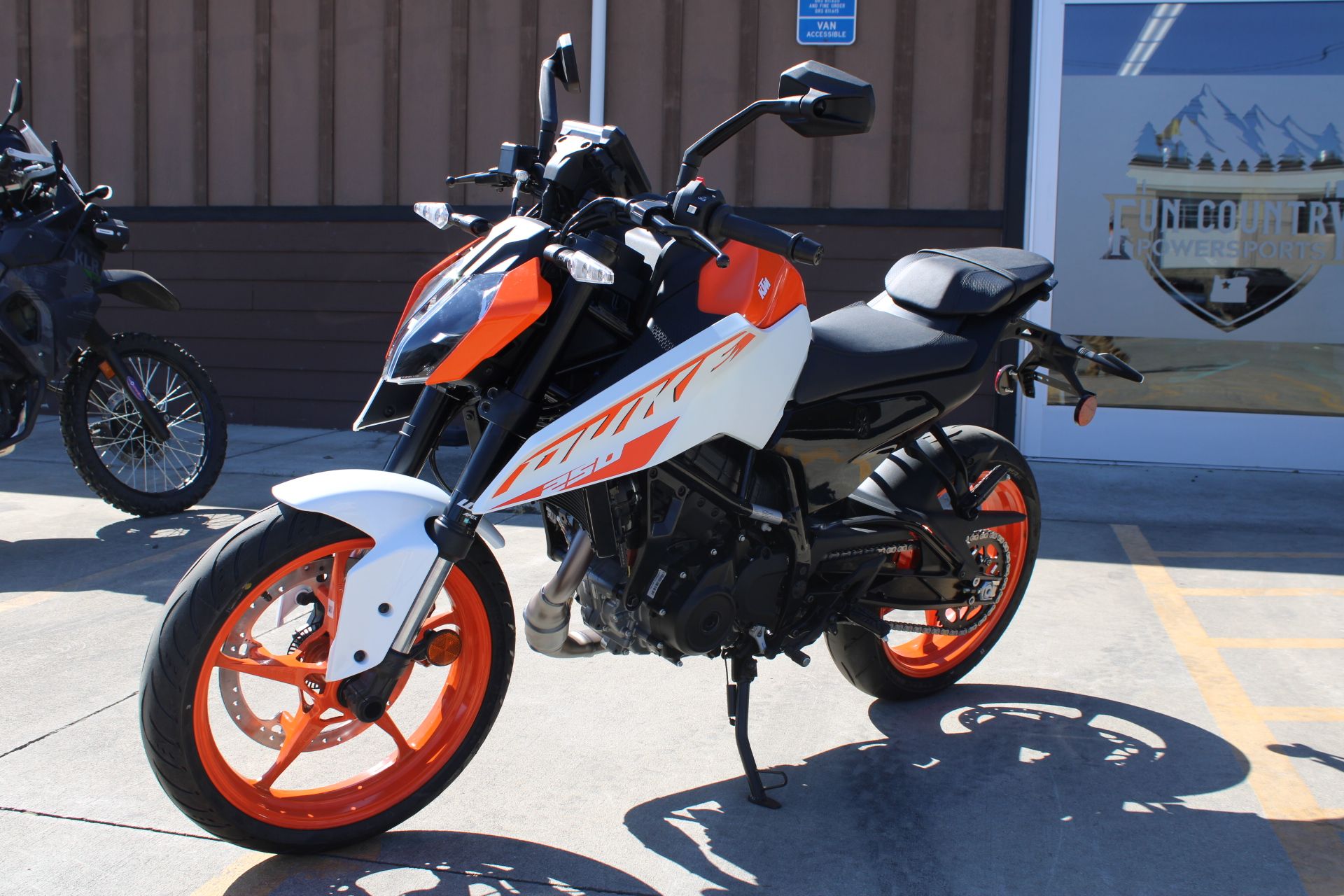 2024 KTM 250 Duke in The Dalles, Oregon - Photo 3