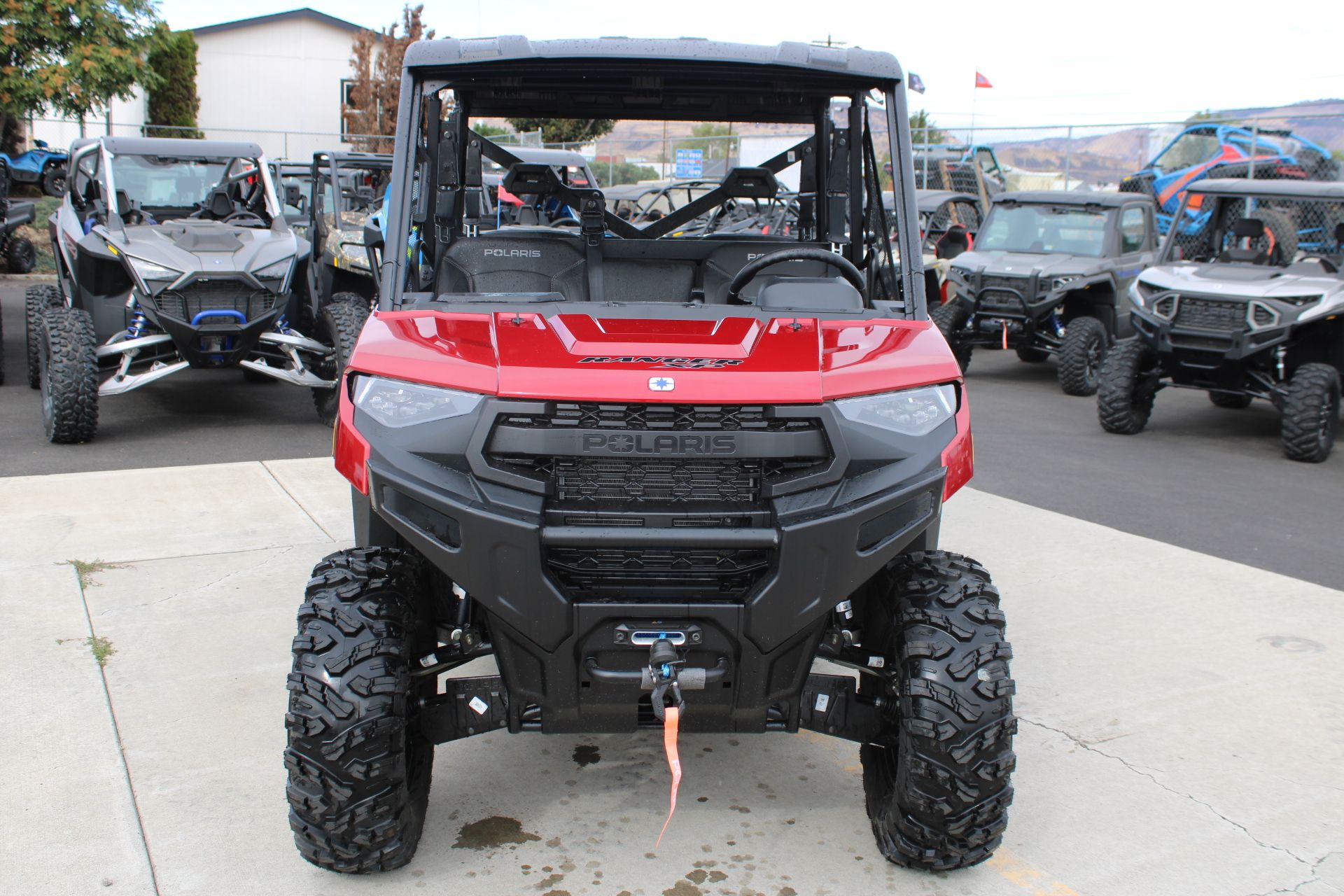 2025 Polaris Ranger Crew XP 1000 Premium in The Dalles, Oregon - Photo 2