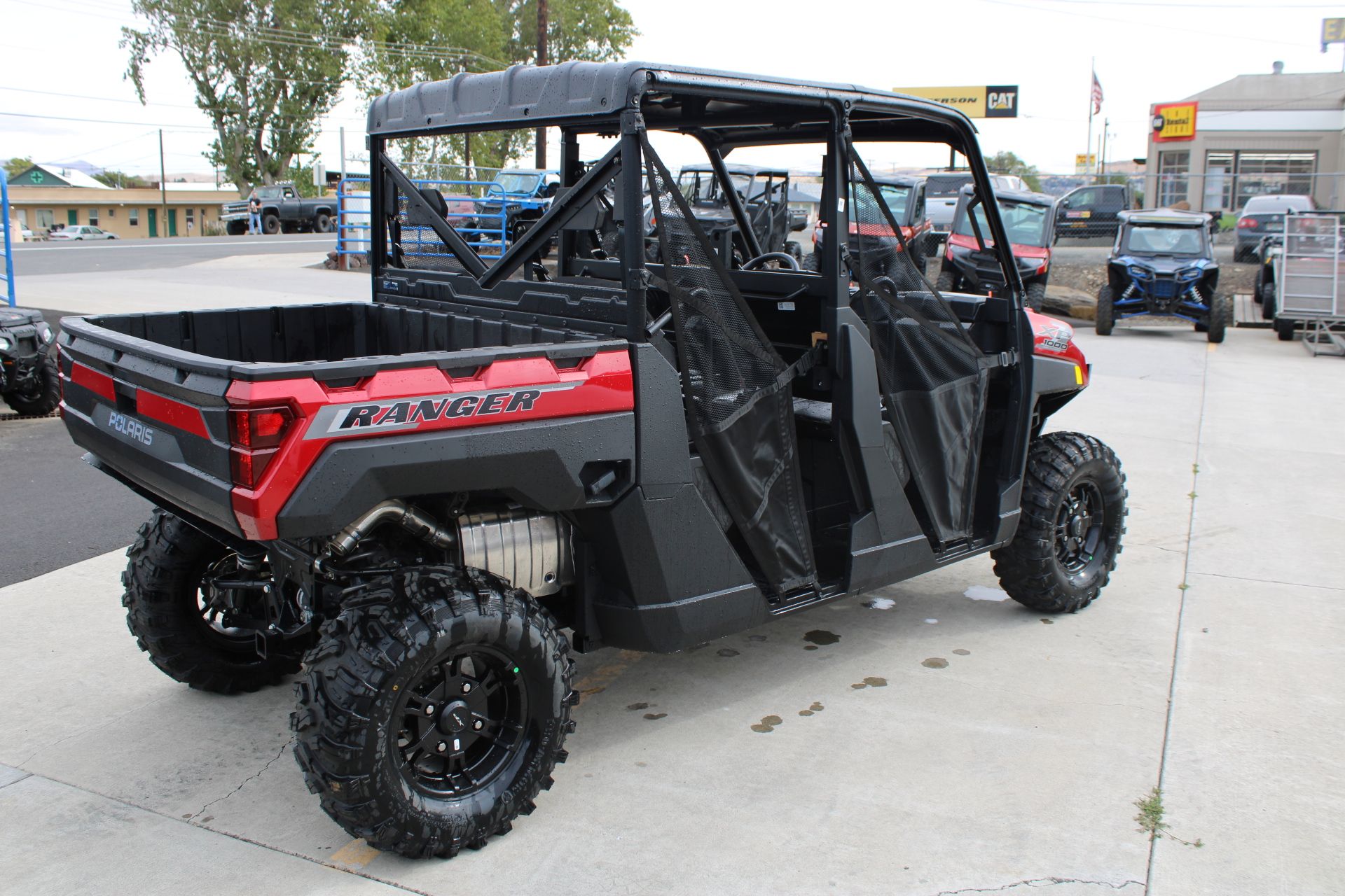 2025 Polaris Ranger Crew XP 1000 Premium in The Dalles, Oregon - Photo 7