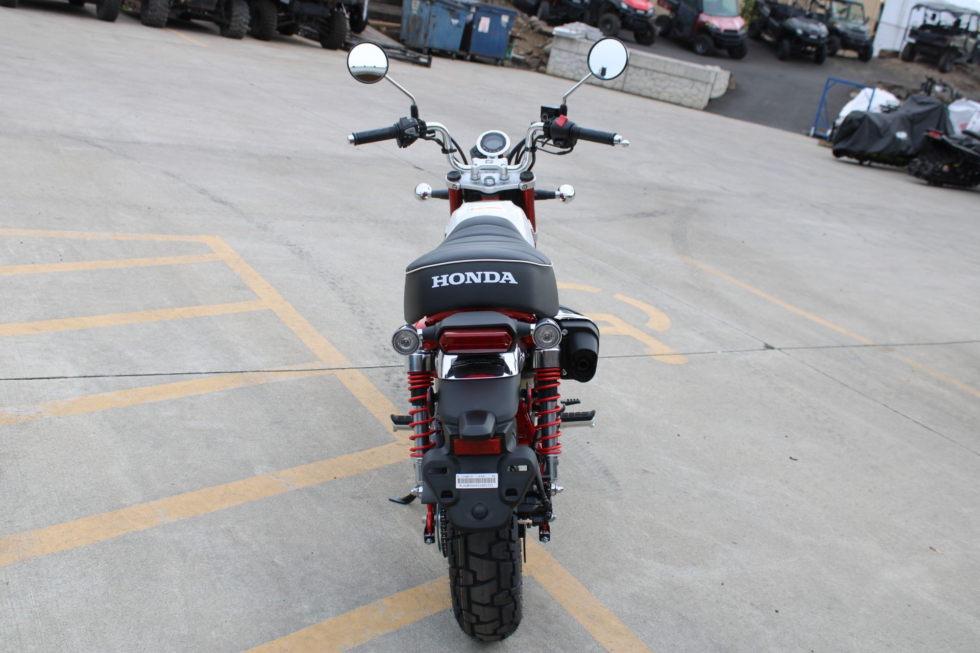 2025 Honda Monkey ABS in The Dalles, Oregon - Photo 8