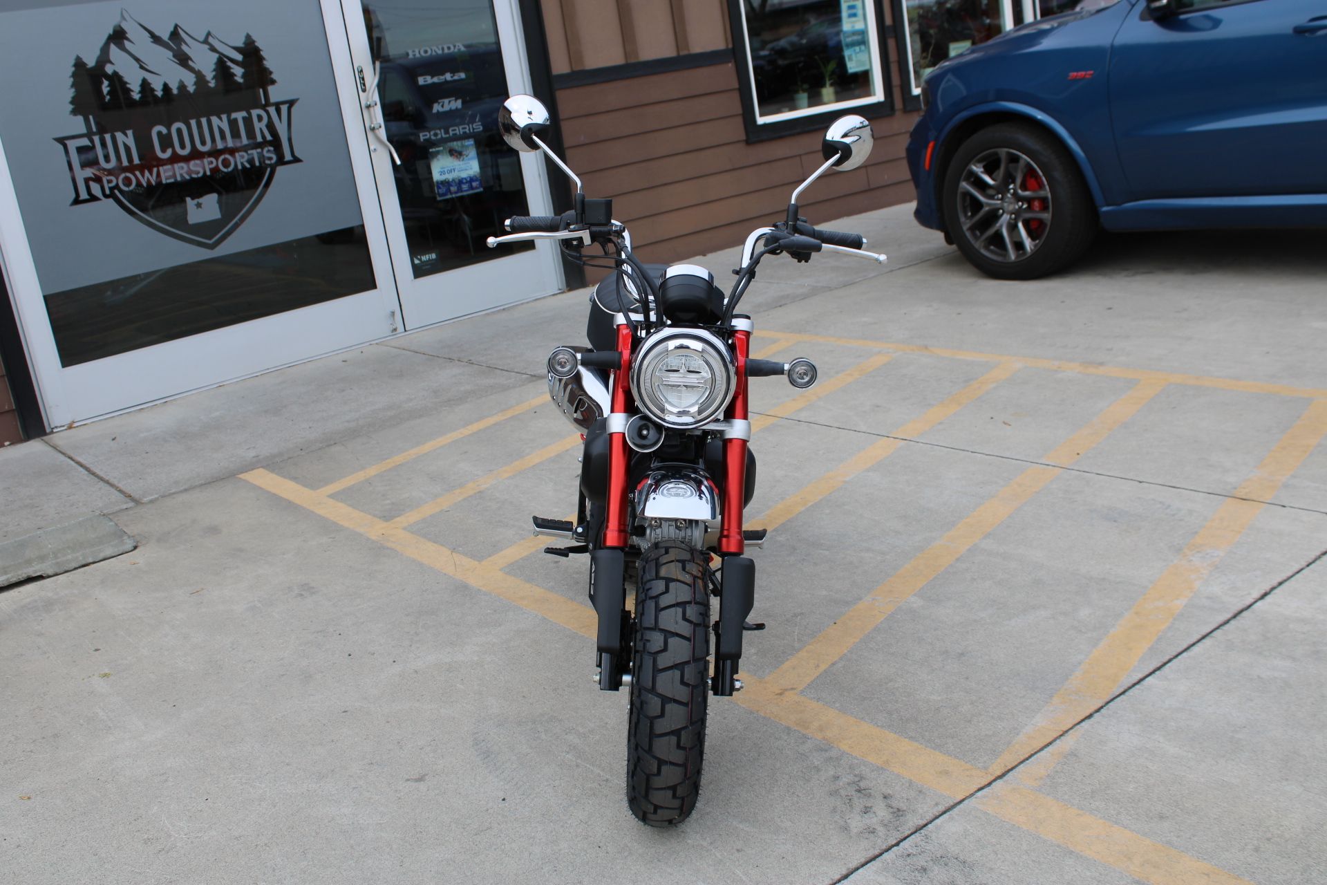 2025 Honda Monkey ABS in The Dalles, Oregon - Photo 2