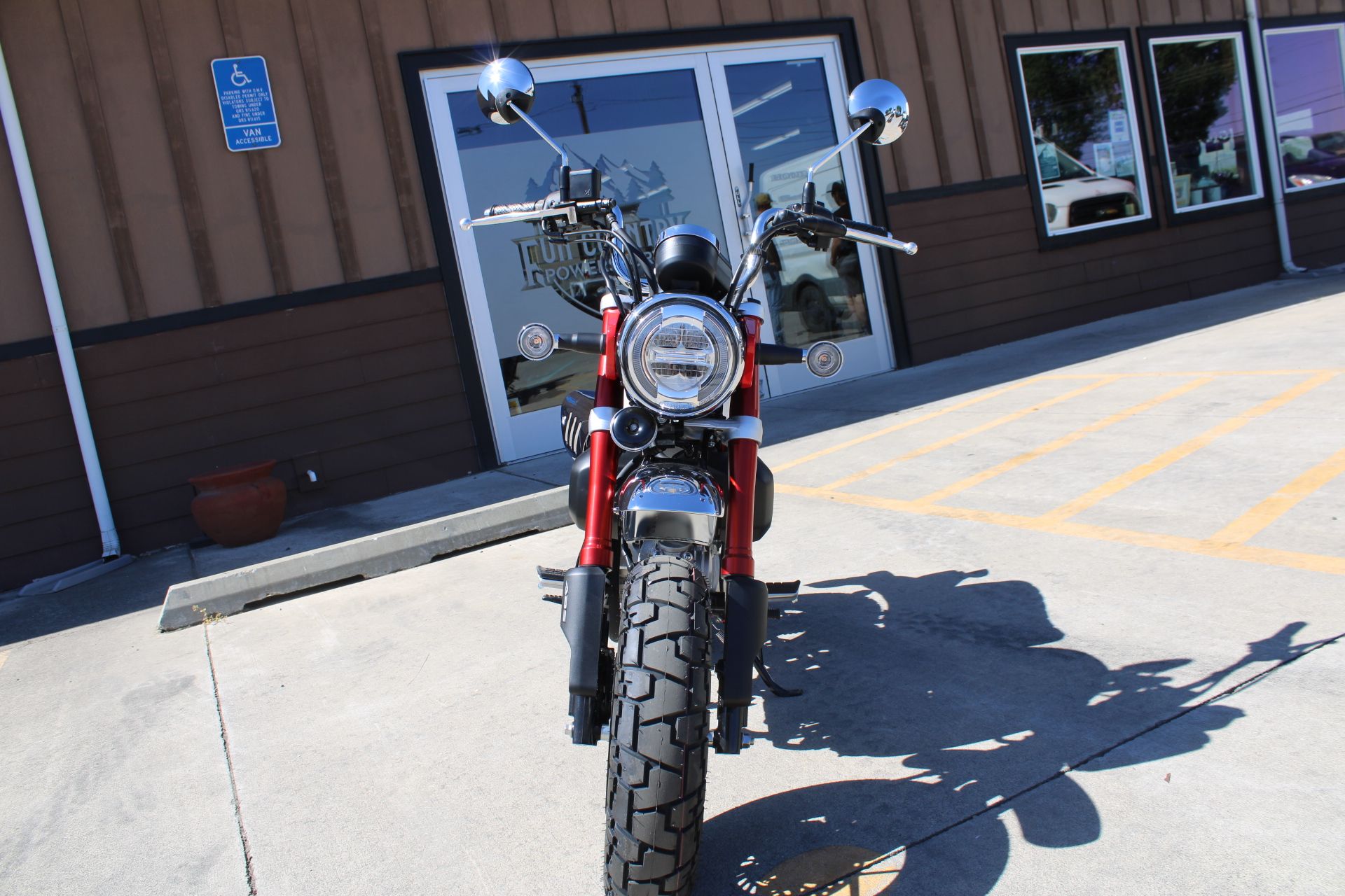 2025 Honda Monkey ABS in The Dalles, Oregon - Photo 2