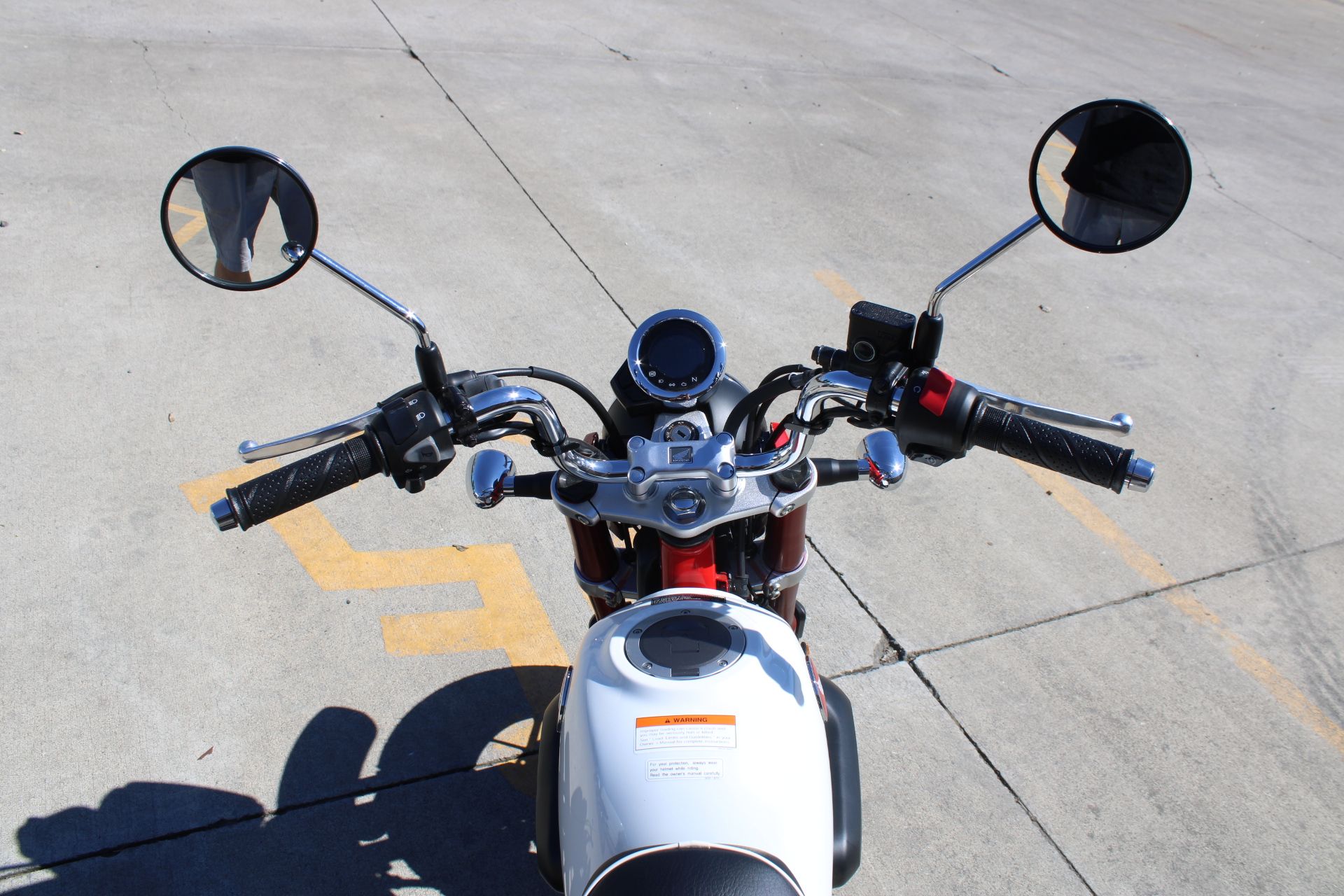 2025 Honda Monkey ABS in The Dalles, Oregon - Photo 8
