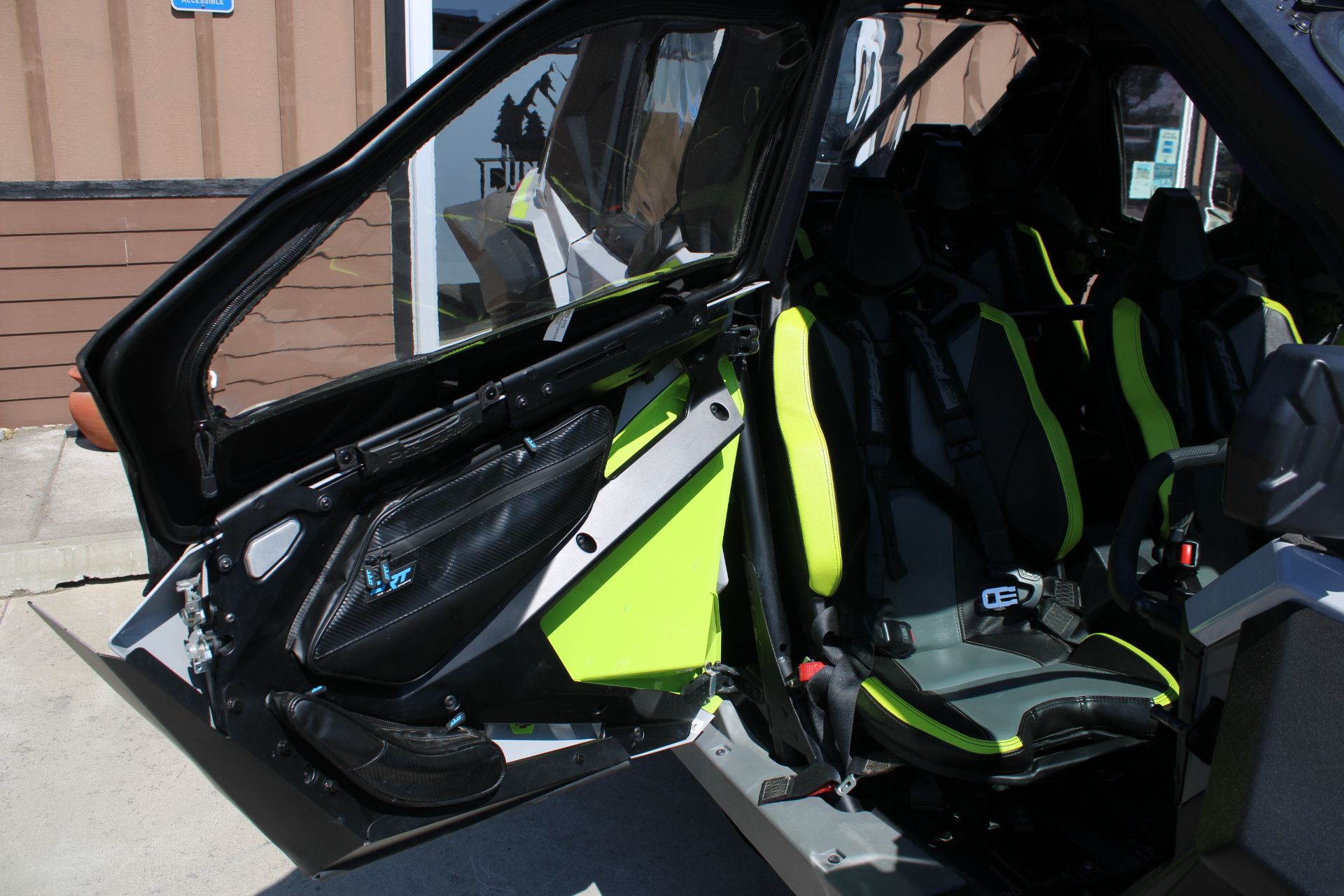 2022 Polaris RZR Turbo R 4 Ultimate in The Dalles, Oregon - Photo 11