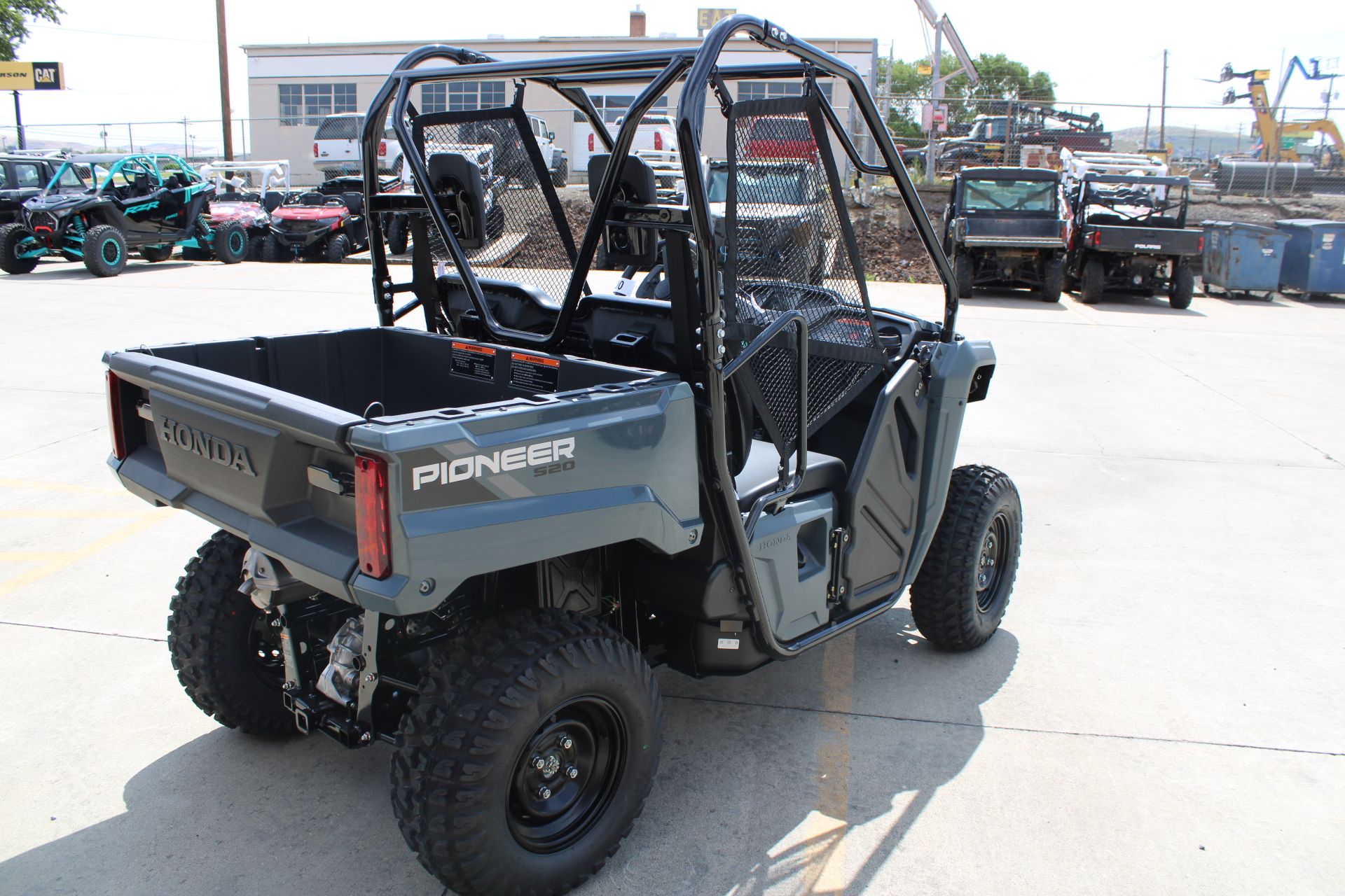 2025 Honda Pioneer 520 in The Dalles, Oregon - Photo 6