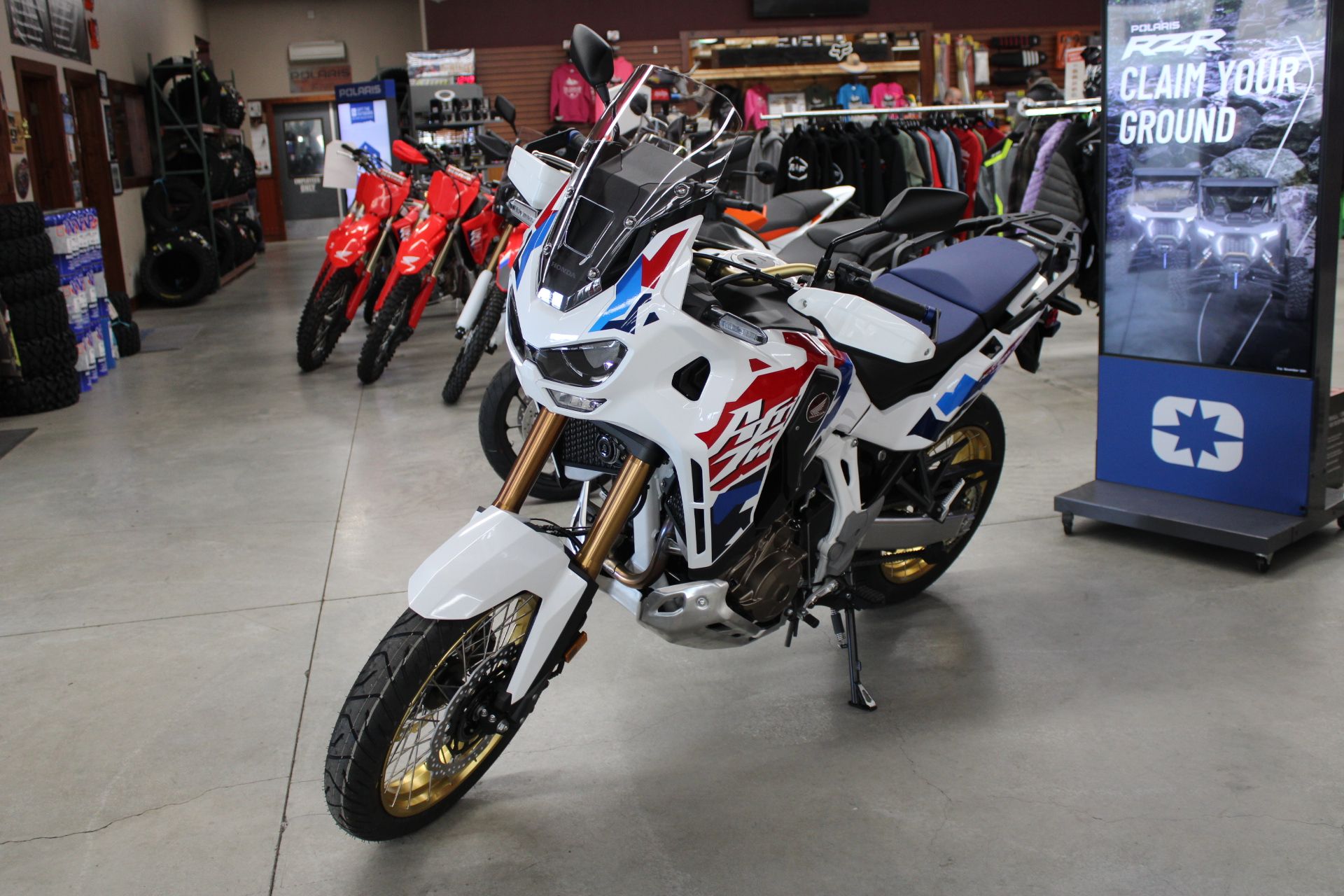 2025 Honda Africa Twin Adventure Sports ES in The Dalles, Oregon - Photo 3