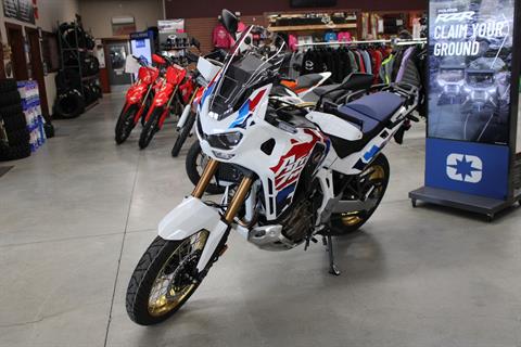 2025 Honda Africa Twin Adventure Sports ES in The Dalles, Oregon - Photo 3