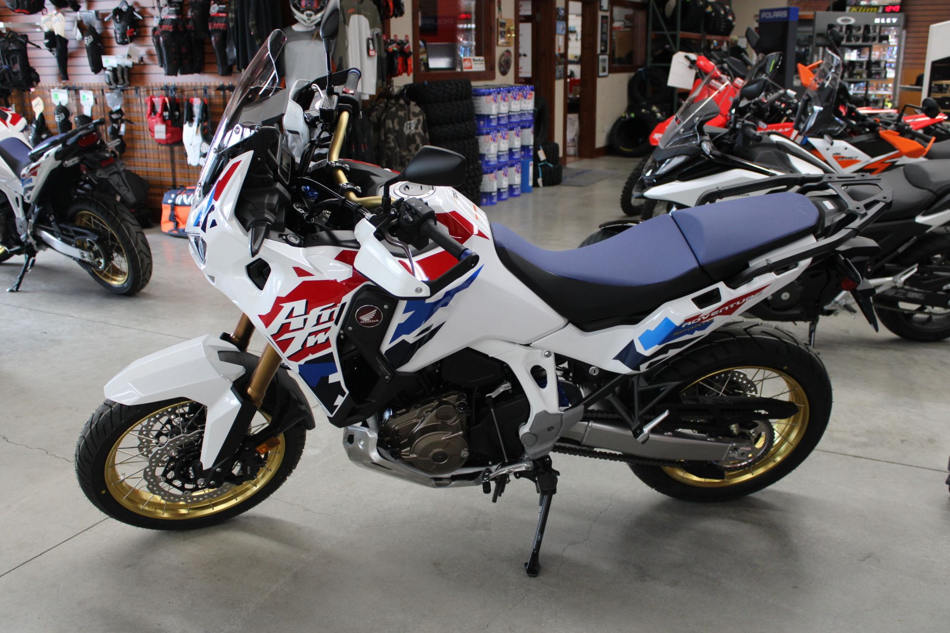 2025 Honda Africa Twin Adventure Sports ES in The Dalles, Oregon - Photo 4