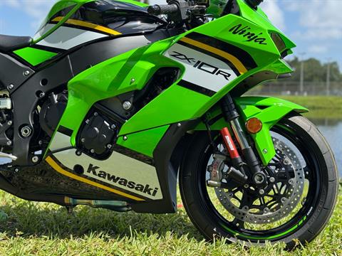 Used 2025 Kawasaki Ninja® ZX™-10R KRT Edition ABS Lime Green