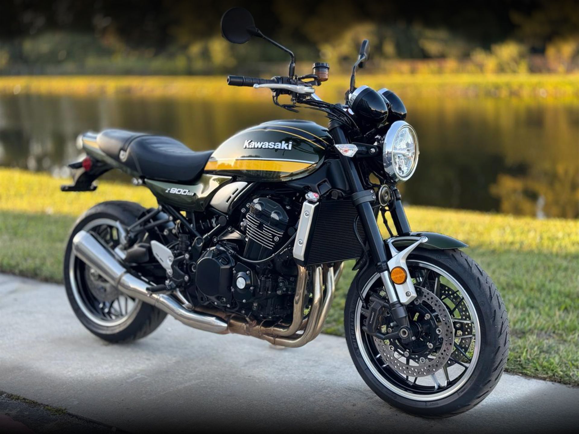 Used 2021 Kawasaki Z900RS Candytone Green | Motorcycles in