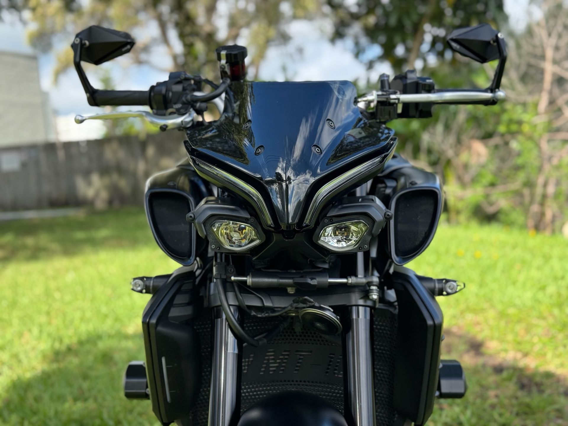 2023 Yamaha MT-10 6