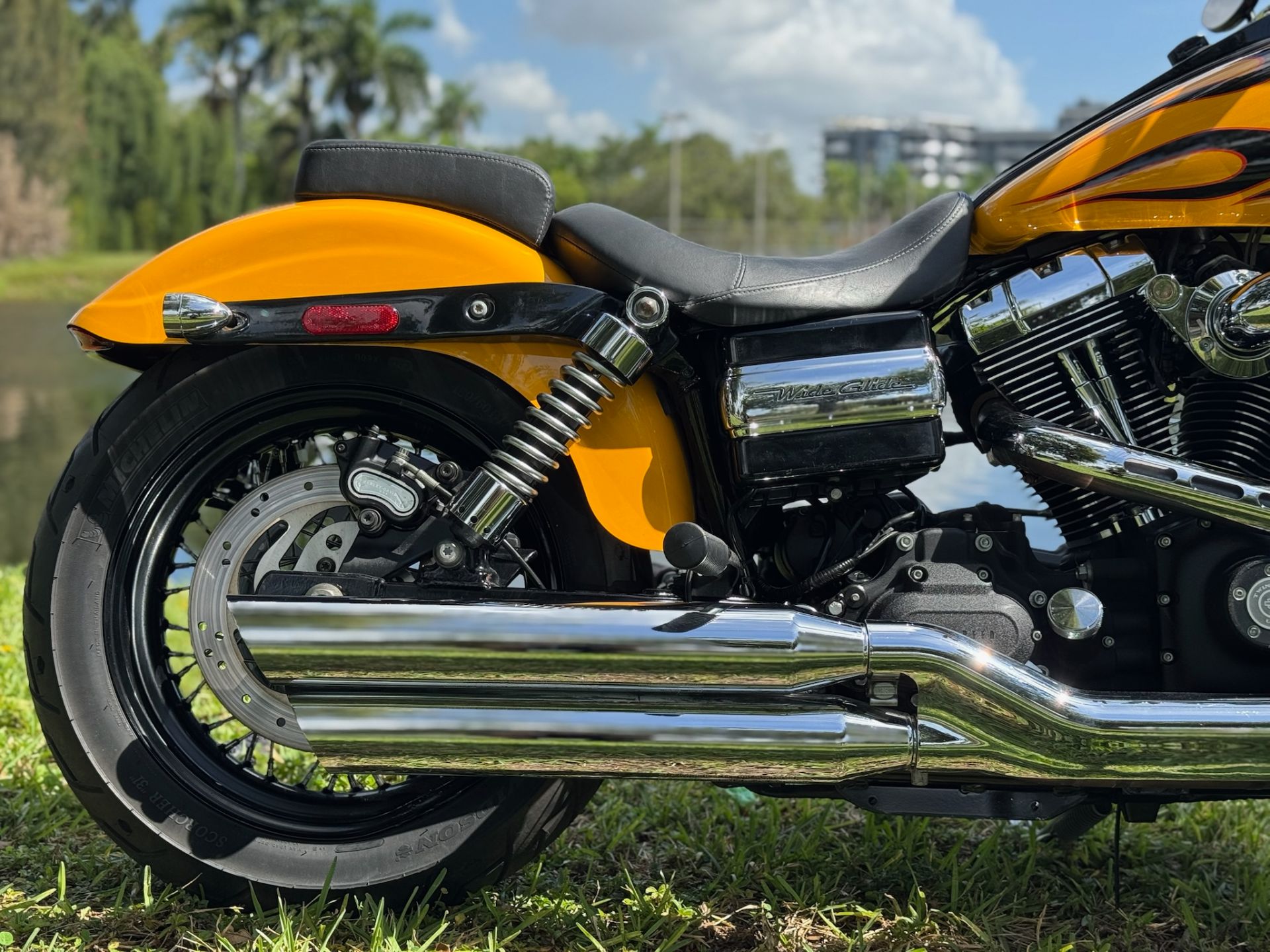 2011 Dyna Wide Glide Rear Width 2011 Dyna Wide Glide Rear Width