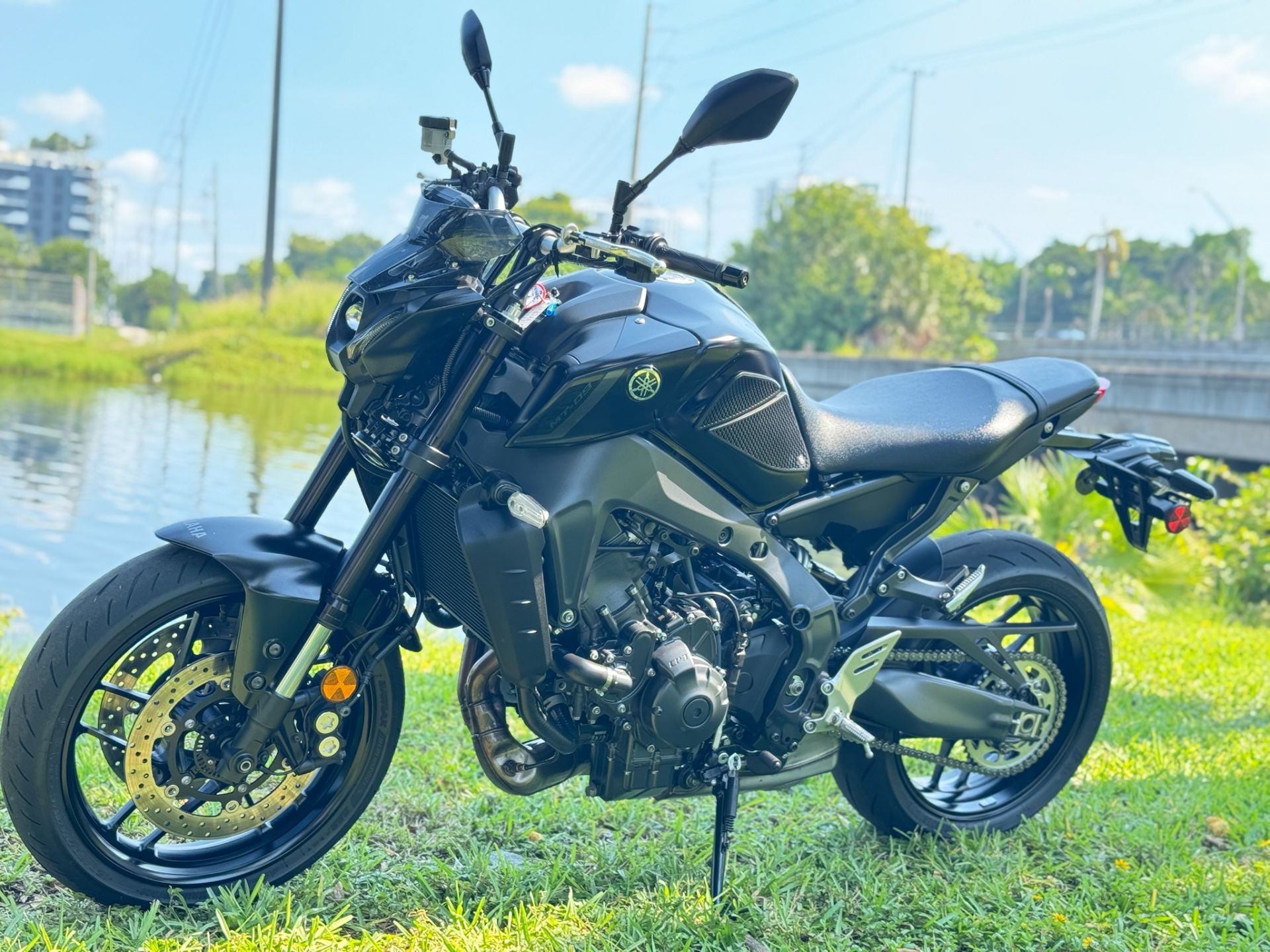 2022 Yamaha MT-09 11