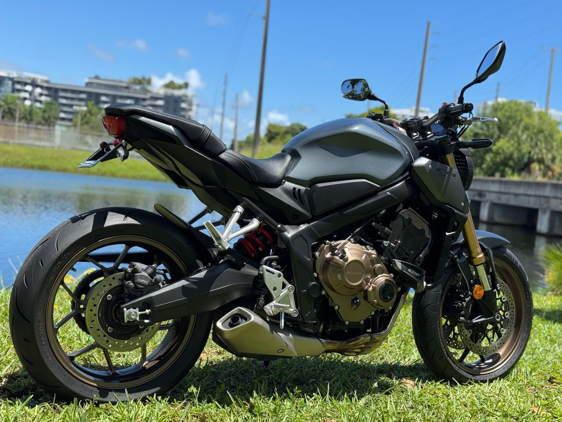 ホンダ　CB650Rマットブラック New 2023 Honda CB650R ABS Matte Gray Metallic | Motorcycles for