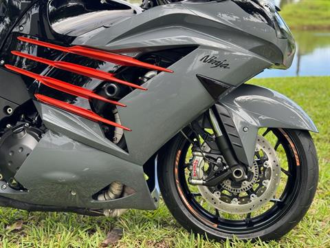 Used 2018 Kawasaki Ninja ZX-14R ABS SE Pearl Storm Gray / Ebony