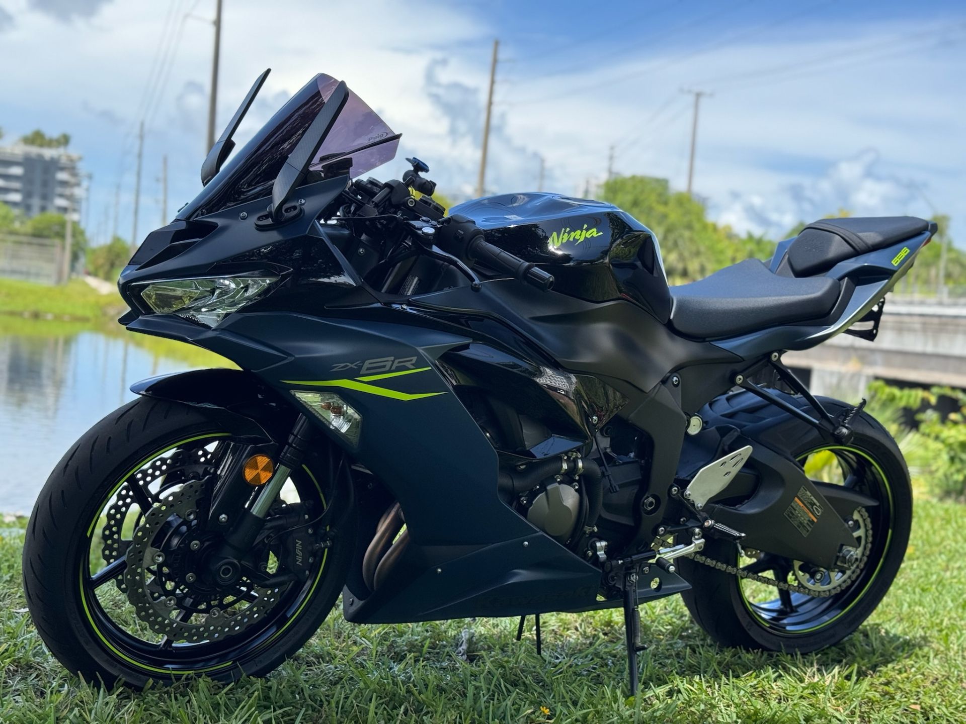 2023限定色PALM-V2（GREEN×GRAPHITE） Used 2023 Kawasaki Ninja ZX-6R Metallic Matte Twilight Blue