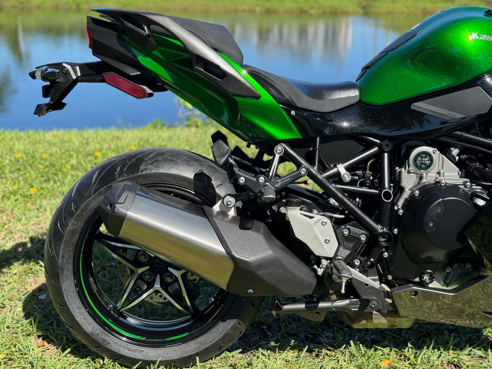 Used 2020 Kawasaki Ninja H2 SX SE+ Emerald Blazed Green / Metallic