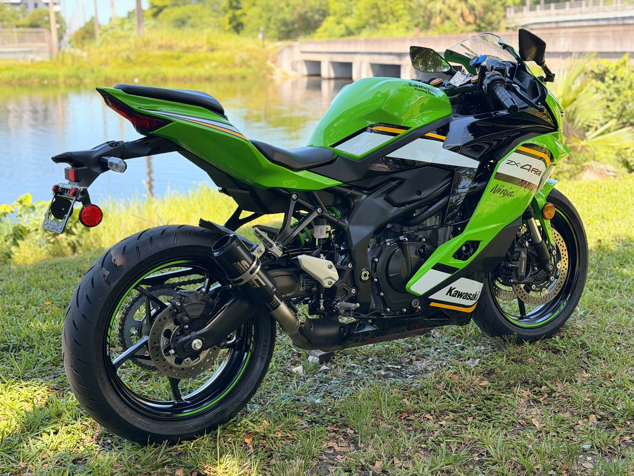 2025 Kawasaki Ninja® ZX-4RR ABS 3