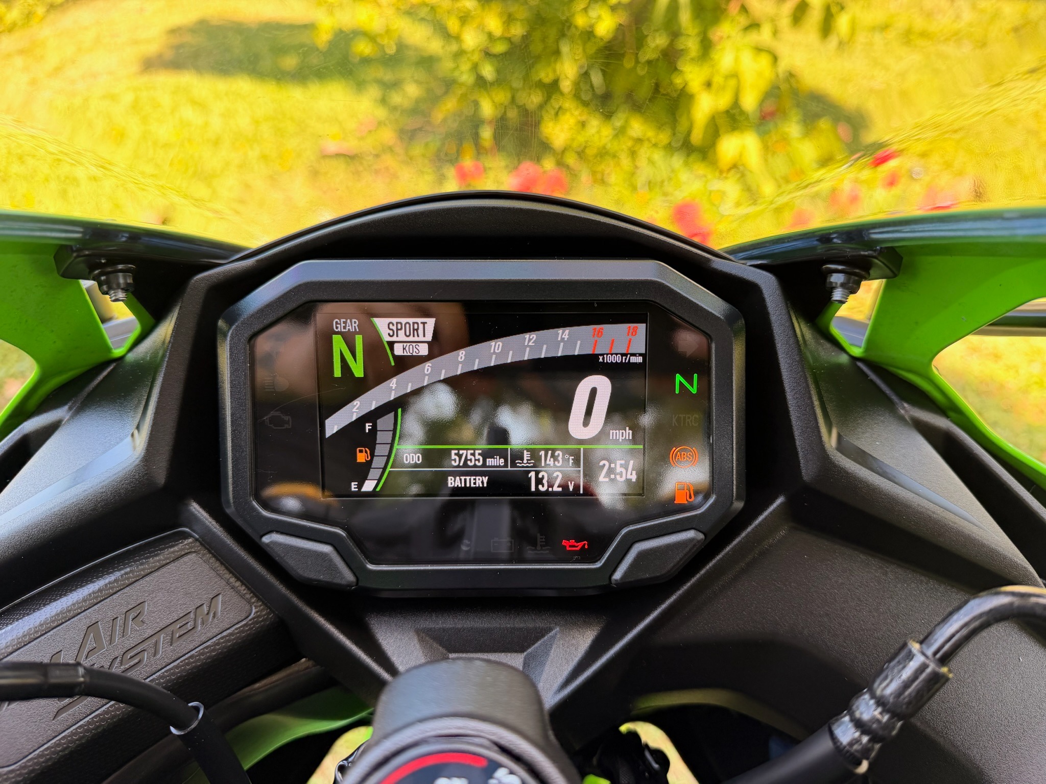 2025 Kawasaki Ninja® ZX-4RR ABS 12