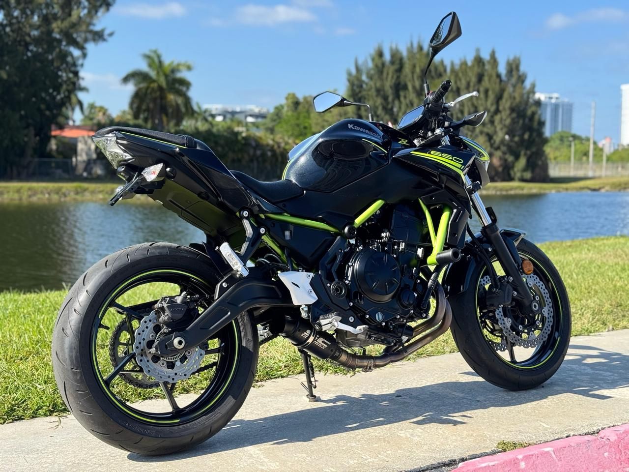 Used 2020 Kawasaki Z650 Metallic Spark Black / Metallic Flat Spark