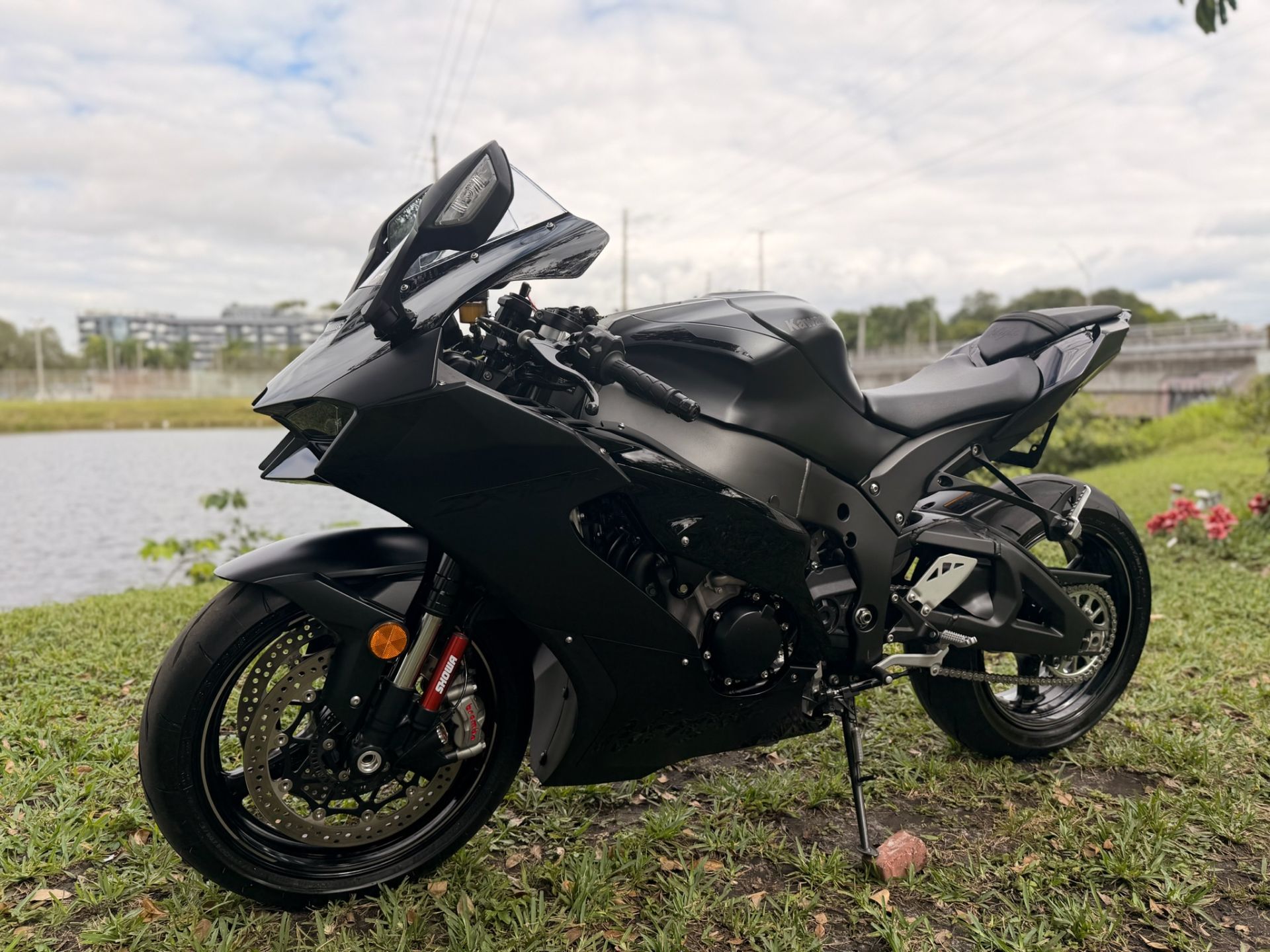 Used 2024 Kawasaki Ninja ZX-10R ABS Metallic Flat Spark Black