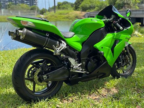 Used 2006 Kawasaki Ninja® ZX-10R Lime Green | Motorcycles in