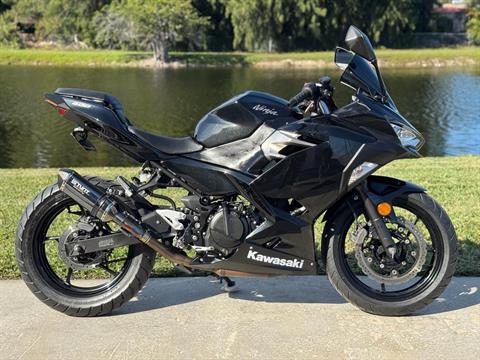 レビュー高評価の商品！ Used 2019 Kawasaki Ninja 400 Metallic Spark Black テレビ台