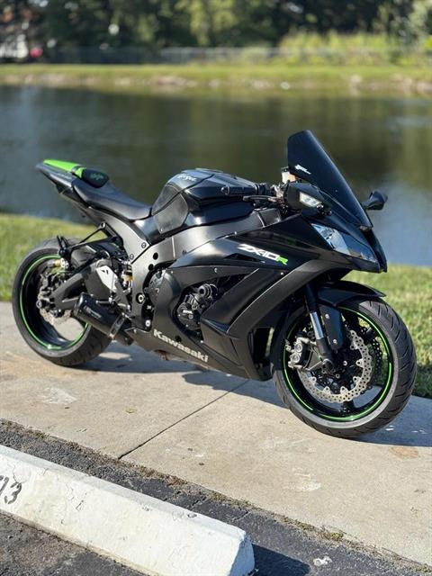 Used 2015 Kawasaki Ninja® ZX™-10R Metallic Matte Carbon