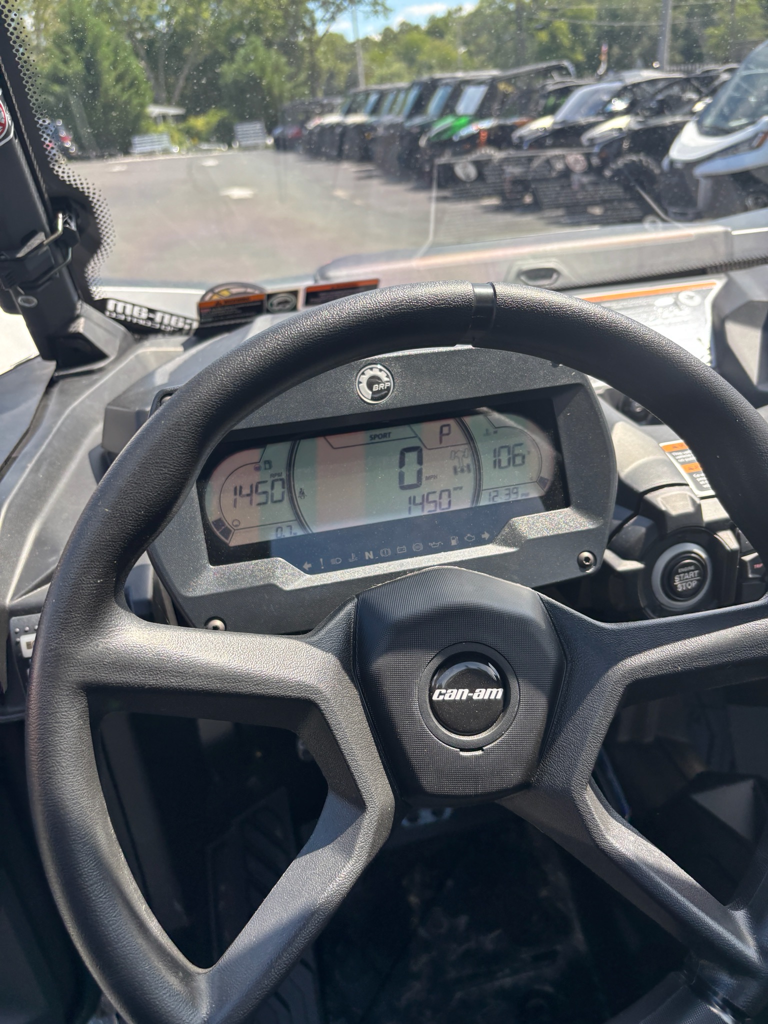 2026 Can-Am™ Commander XT-P 12
