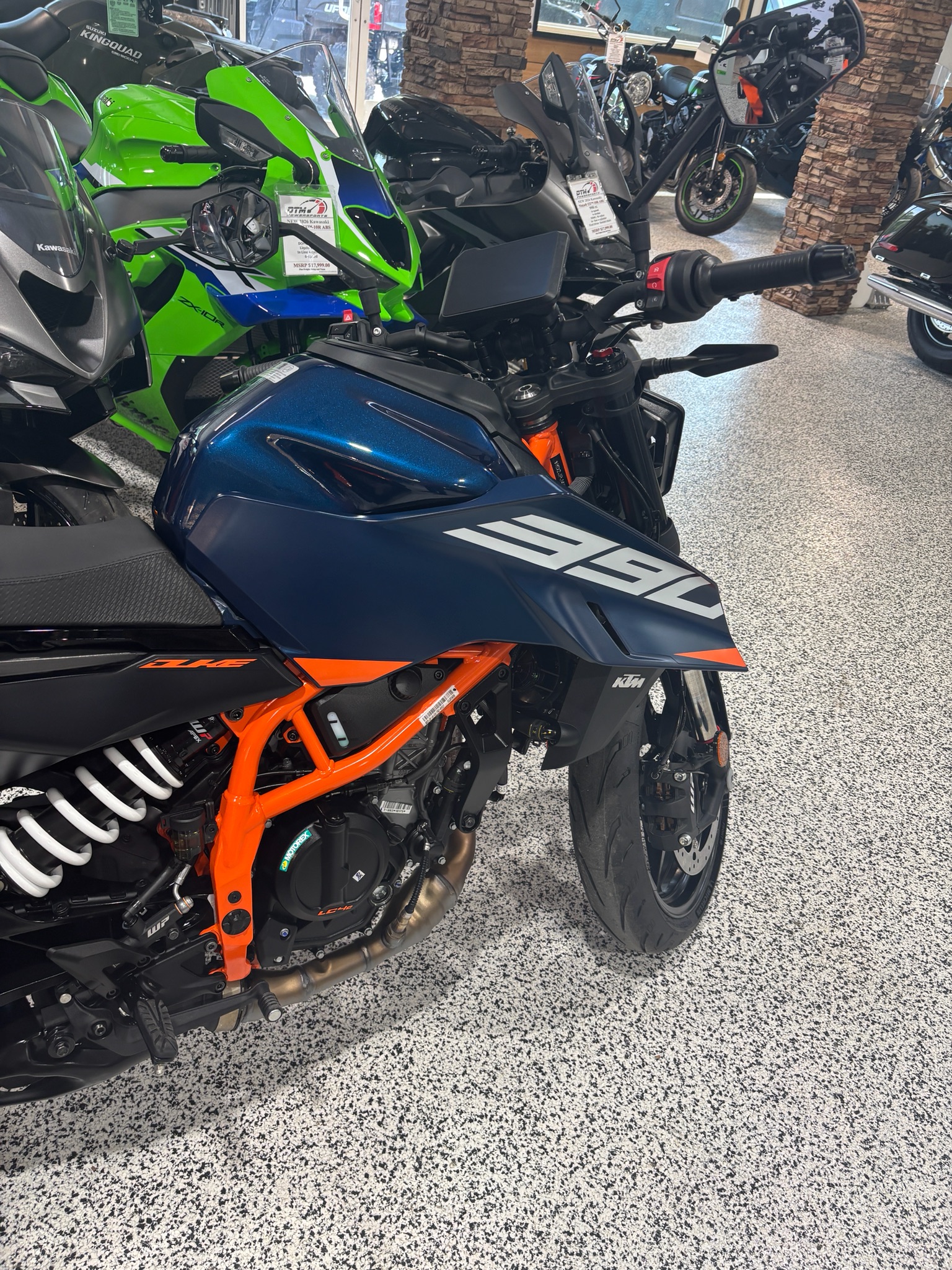 2026 KTM 390 Duke 5