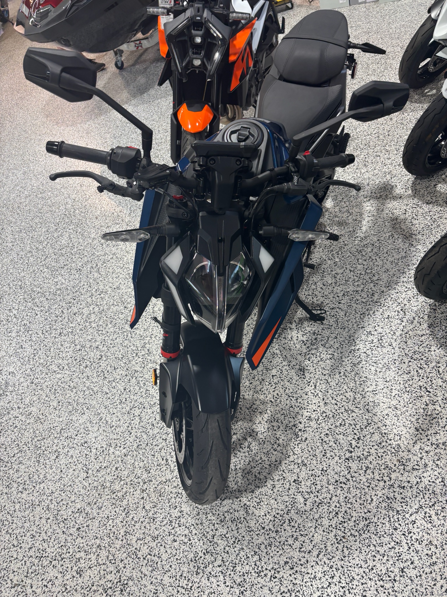 2026 KTM 390 Duke 7