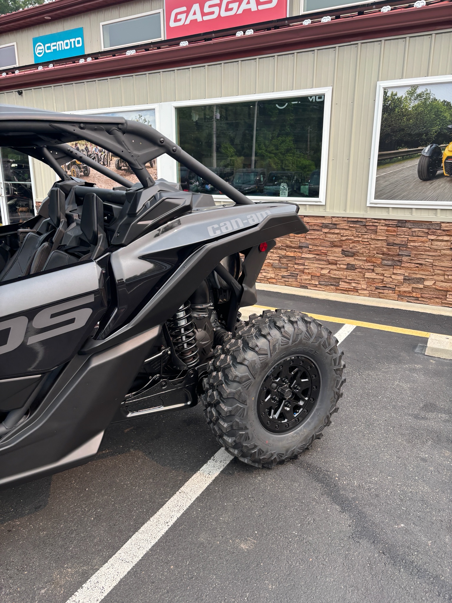 2026 Can-Am™ Maverick X3 X DS TURBO RR 6