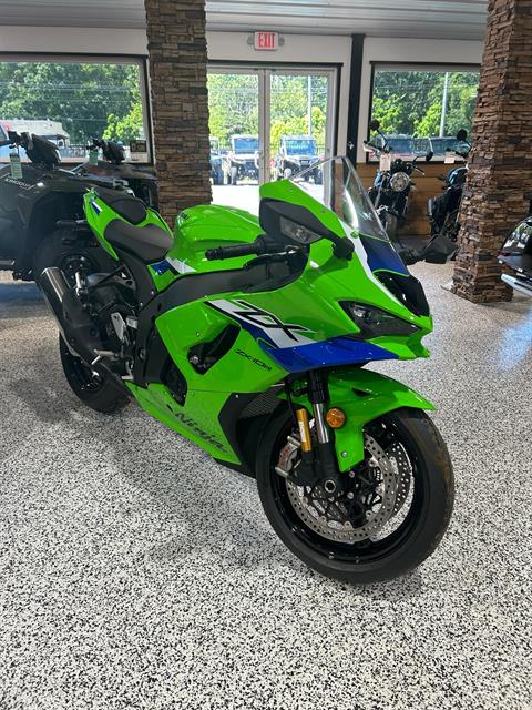 New 2026 Kawasaki Ninja® ZX™-10R ABS | Motorcycles in NJ