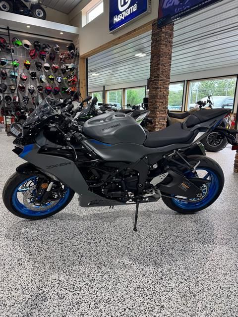New 2026 Kawasaki Ninja® ZX™-6R ABS | Motorcycles in NJ