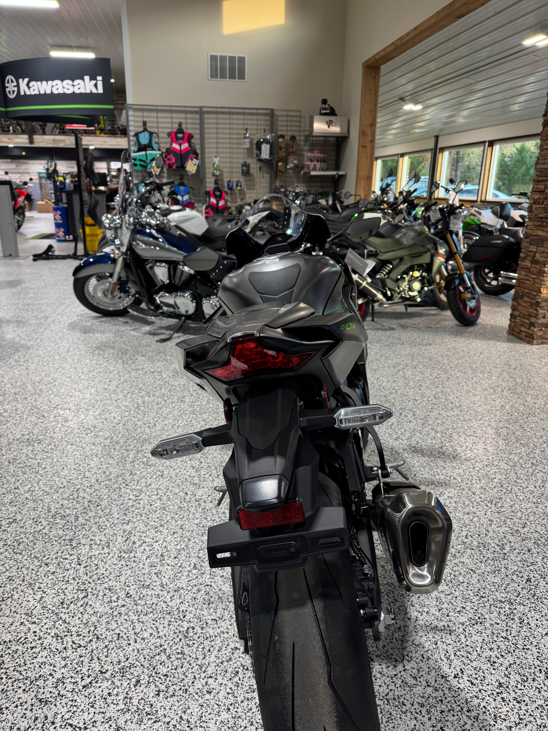 12000→10000 Used 2025 Kawasaki Ninja ZX-6R KRT Edition ABS | Motorcycles