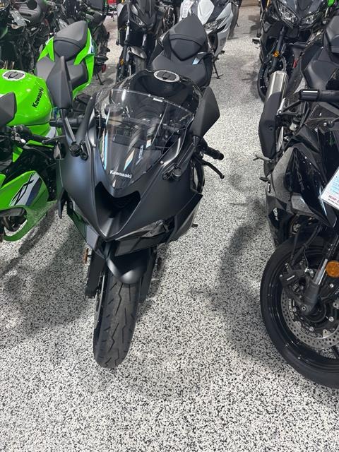 New 2027 Kawasaki Ninja® ZX™-6R ABS | Motorcycles in NJ