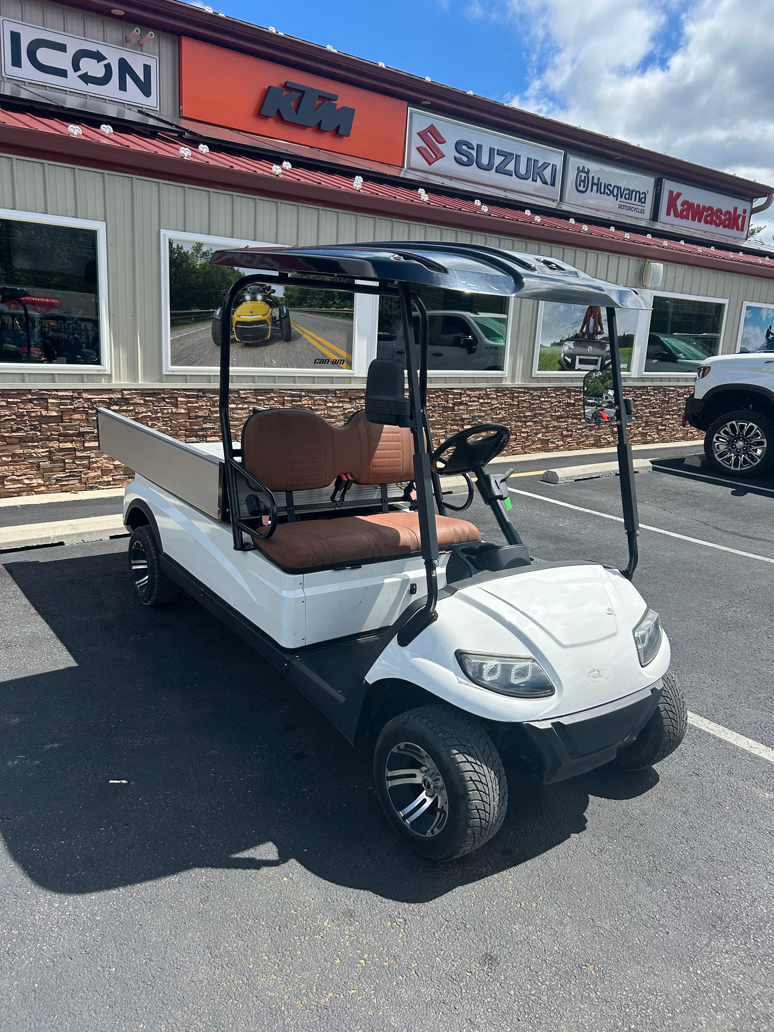 2024 Icon C20U