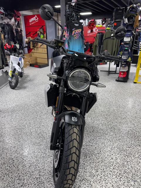 New 2025 Husqvarna Svartpilen 801 | Motorcycles in NJ | HUS778737