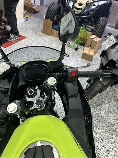 2026 Kawasaki Ninja® 500 ABS 8