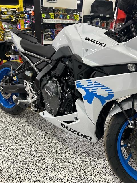 2026 Suzuki GSX-8R 8