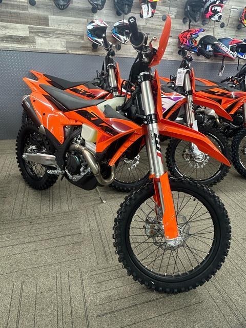 2027 KTM 350 XC-F 1