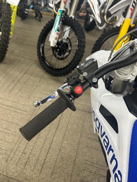 2027 Husqvarna TC 85 17/14 7