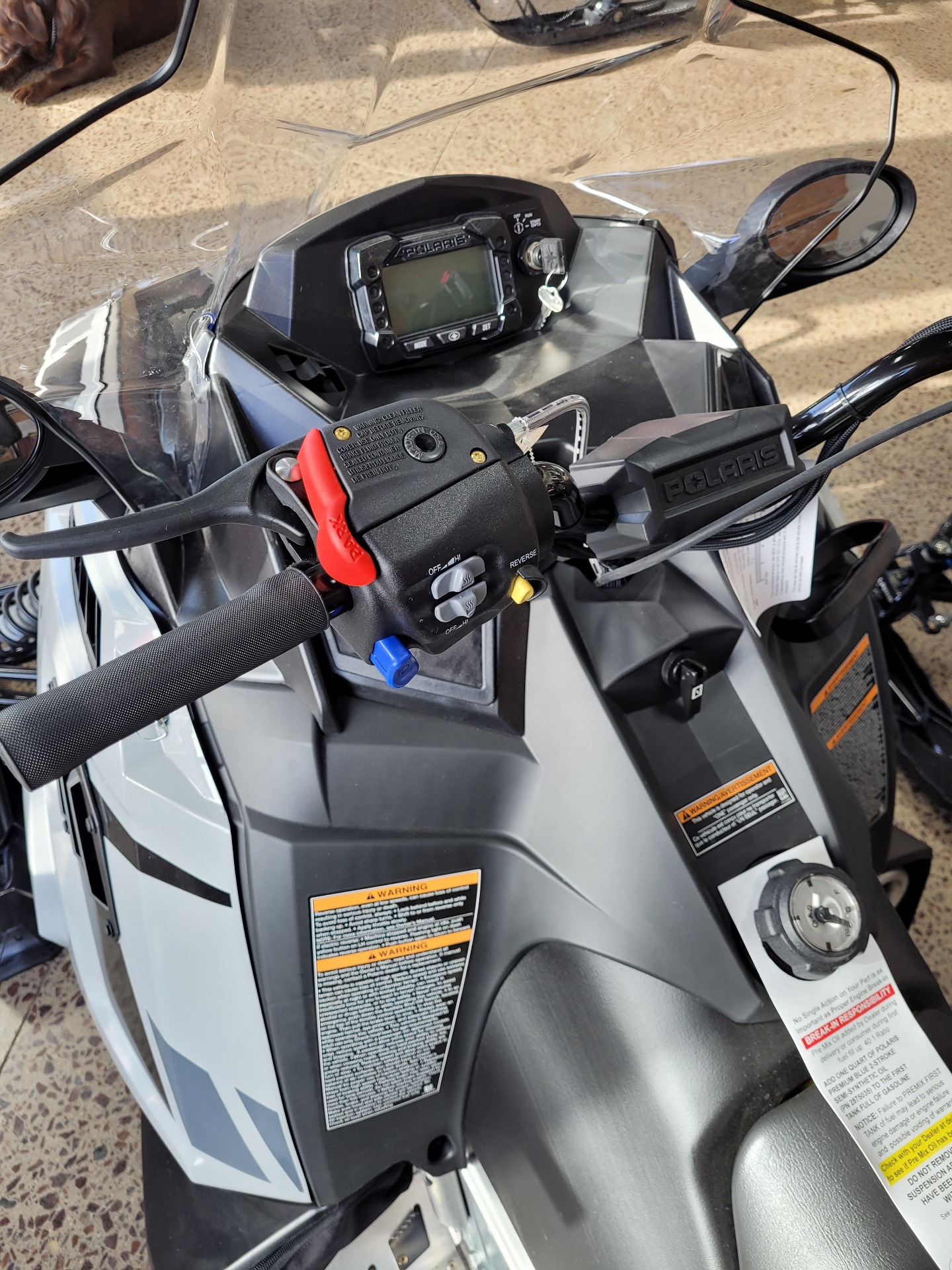 New 2025 Polaris 550 Voyageur LXT 144 ES | Snowmobiles in