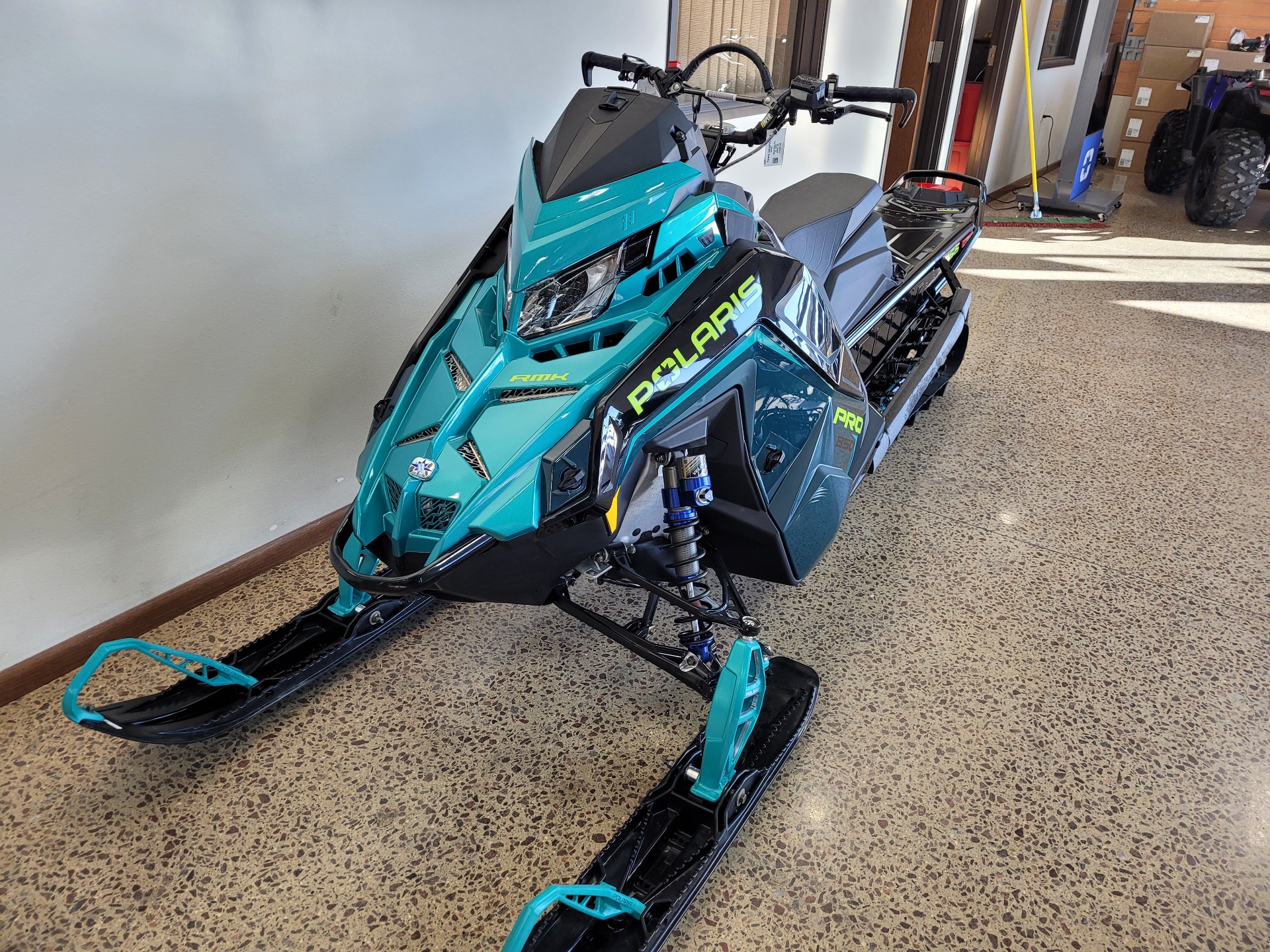 2025 Polaris 850 PRO RMK 155 SC 2