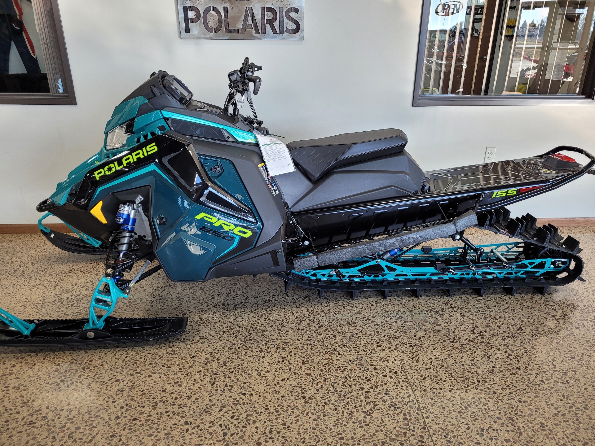 2025 Polaris 850 PRO RMK 155 SC 3