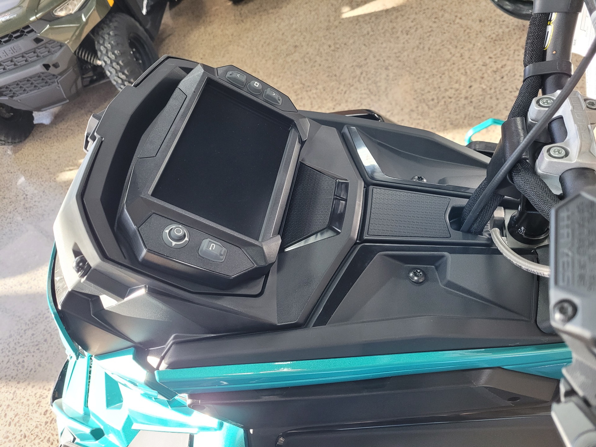 2025 Polaris 850 PRO RMK 155 SC 6