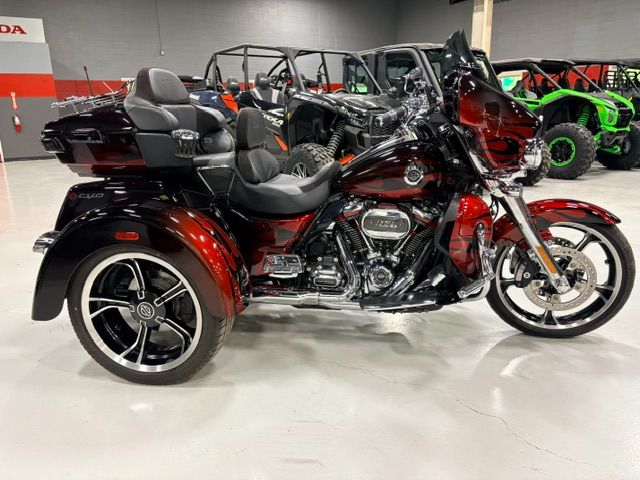 2022 Harley-Davidson CVO Tri Glide® 3