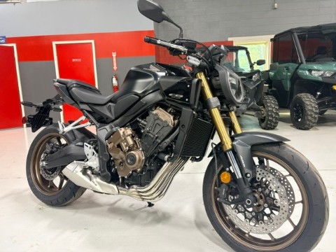 2026 Honda CB650R E-Clutch