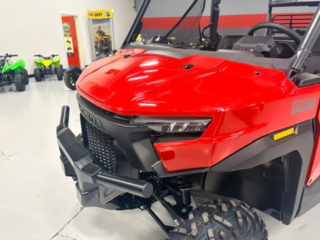 2026 Honda Pioneer 1000 Deluxe 9