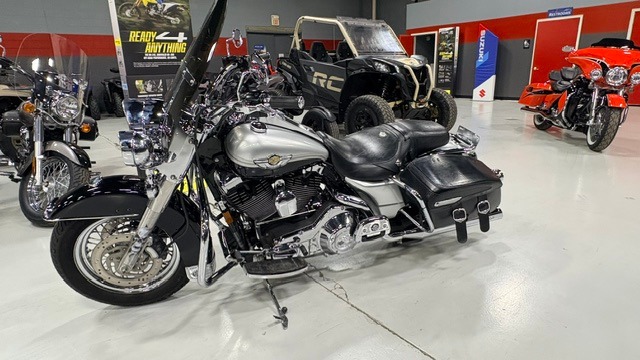2003 Harley-Davidson FLHRCI Road King® Classic 5